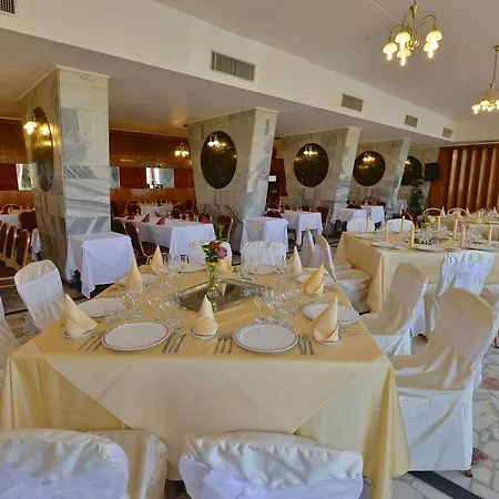 Hotel Capitol 3*